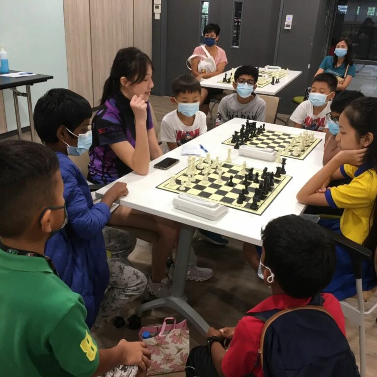 A space for Young Chessers | Ms Joanne Loh patient guidance on chess tactics